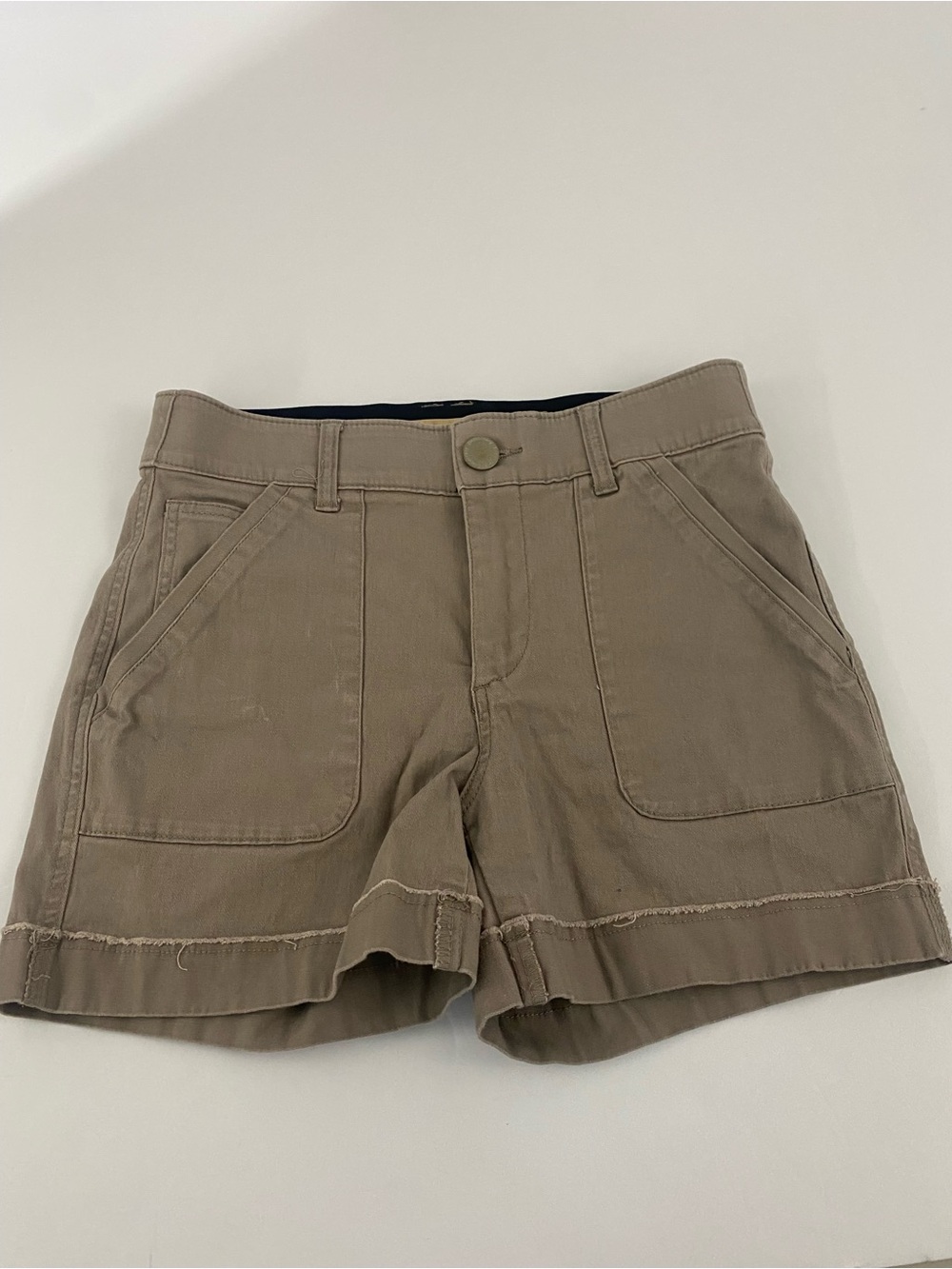 Women’s Democracy Tan Chino Shorts Size 6